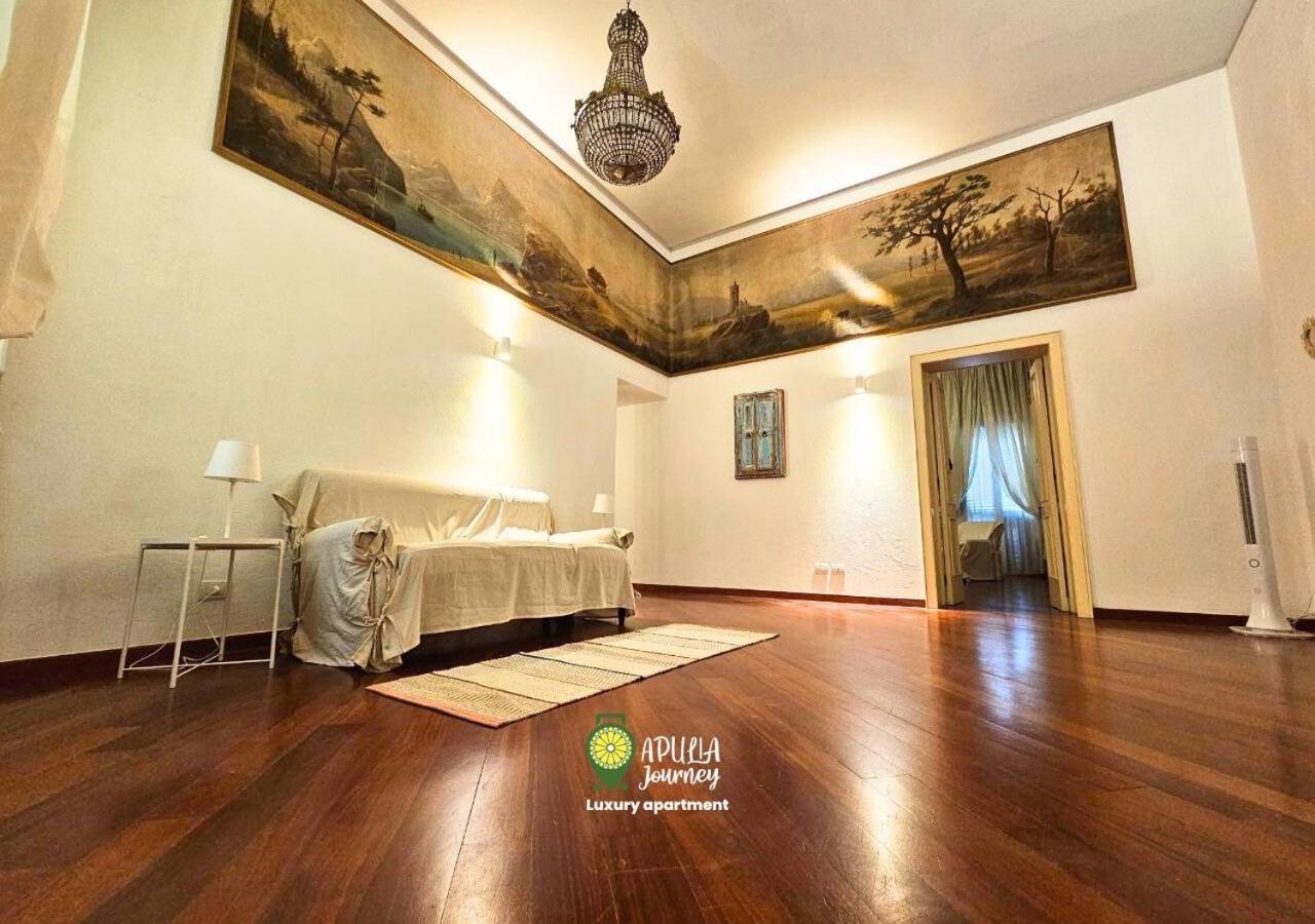 Apulia Journey - Manzoni 11 Hotel Bari Bagian luar foto